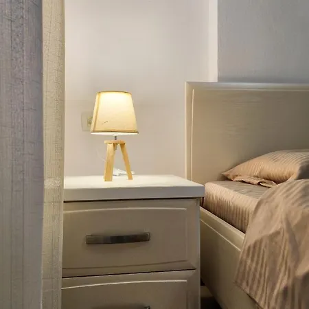 Casa Nautica By The Sea W/24h Self Check-in * Golem (Tirana)